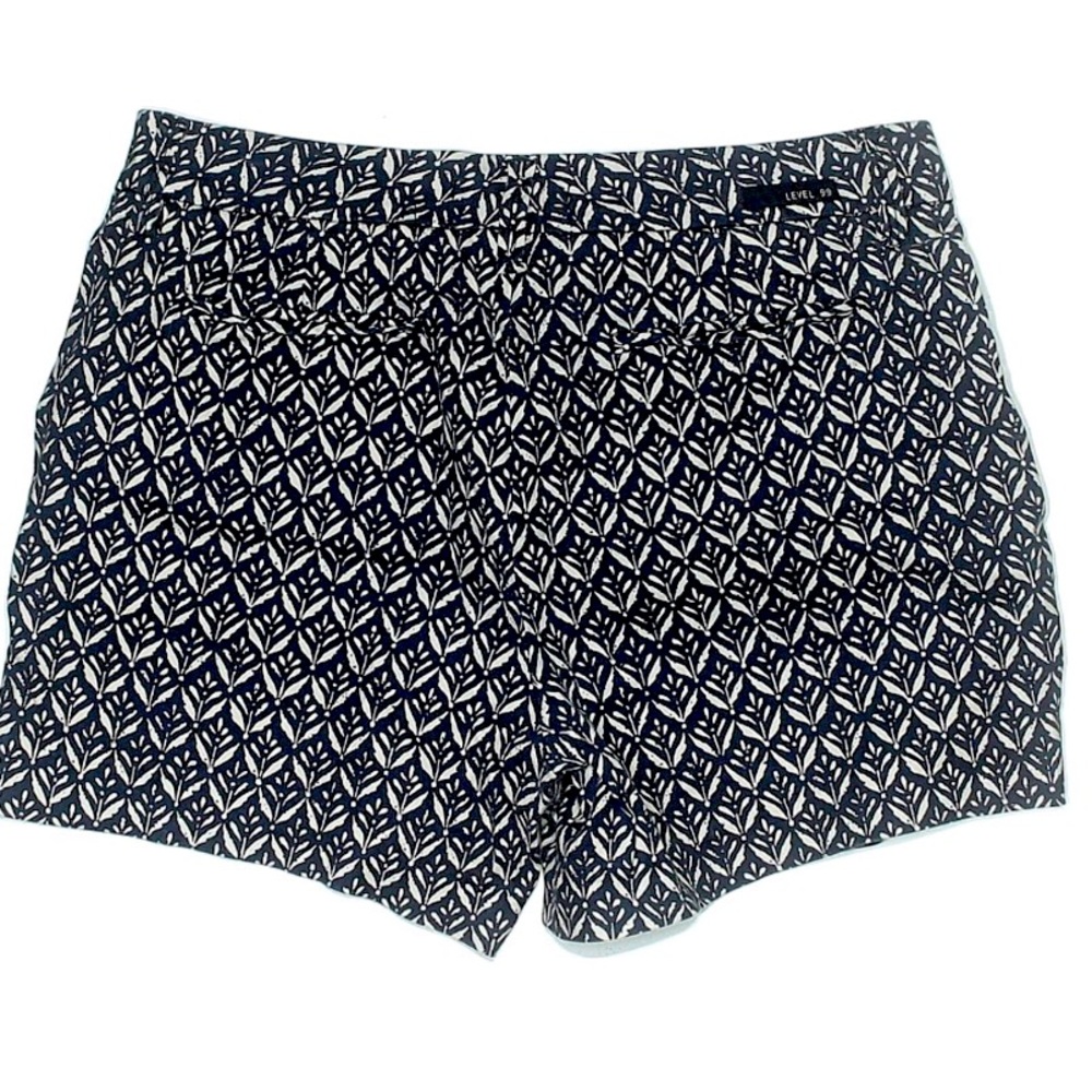 Level 99 Women’s Navy/White Printed Shorts Waist 30
